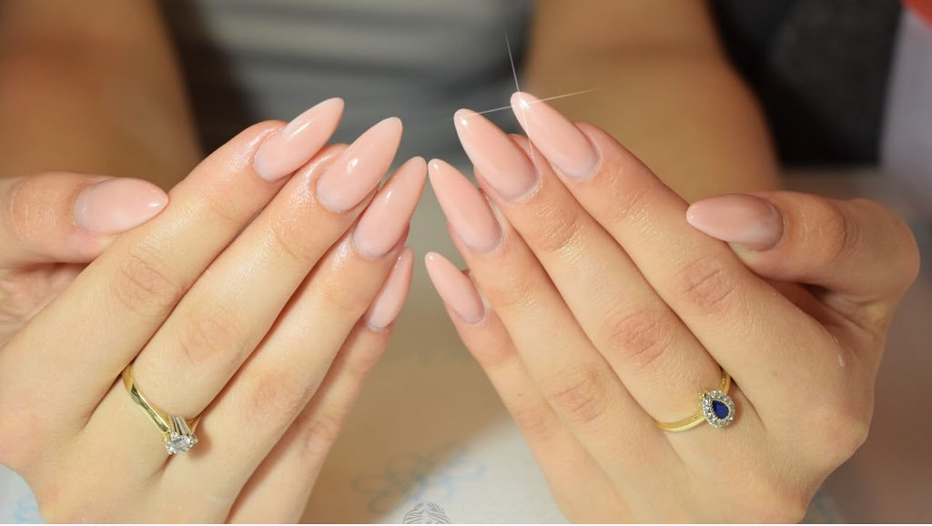 Get Longer and Stronger Looking Nails